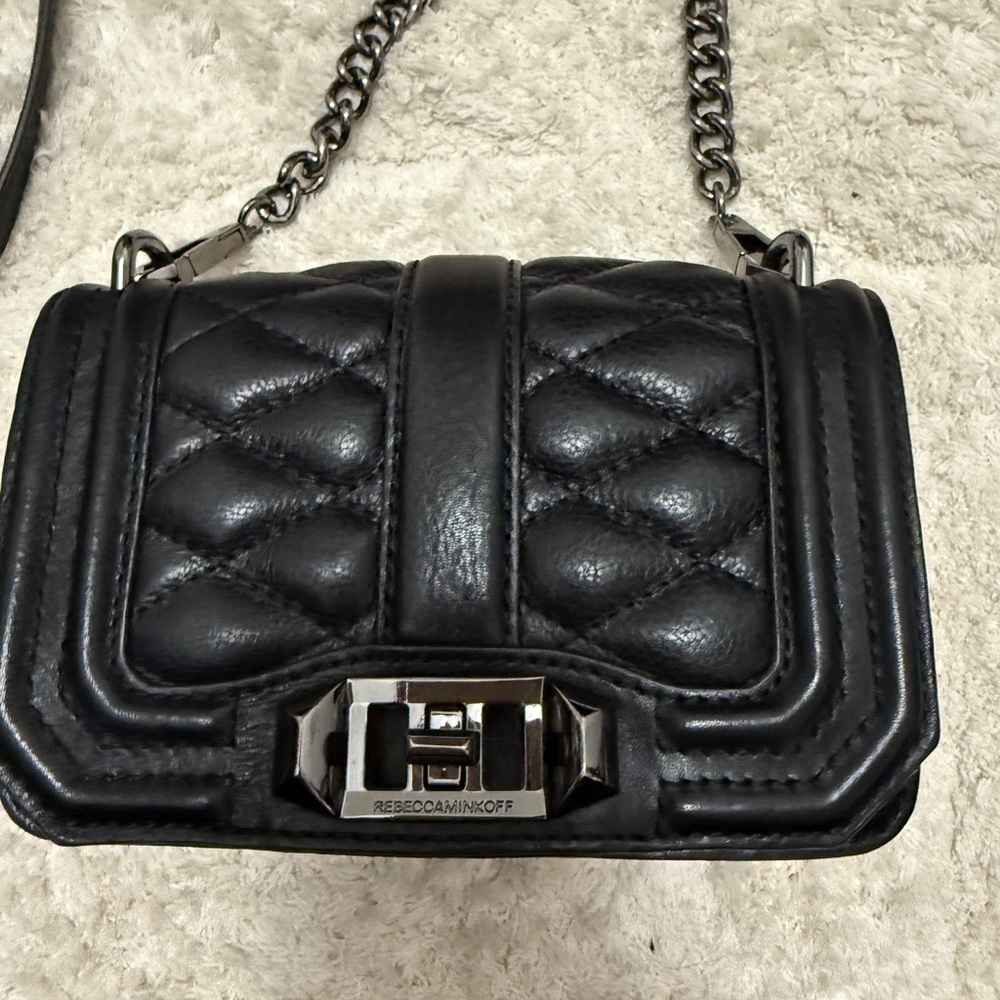 🖤Like New Rebecca Minkoff Black Quilted Crossbody with Chain Strap